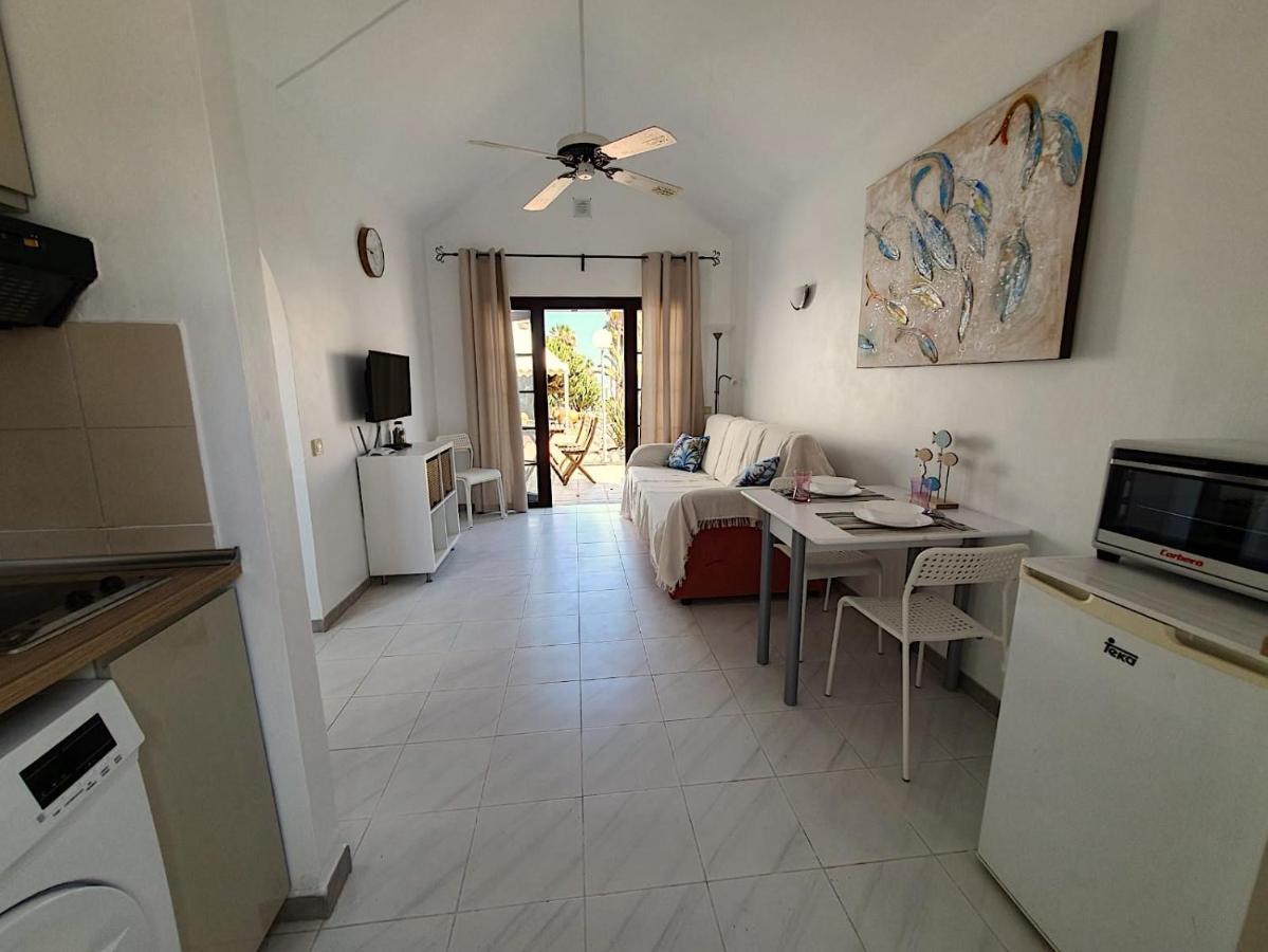 Spacious 1 bed bungalow in Caleta de Fuste Exterior foto